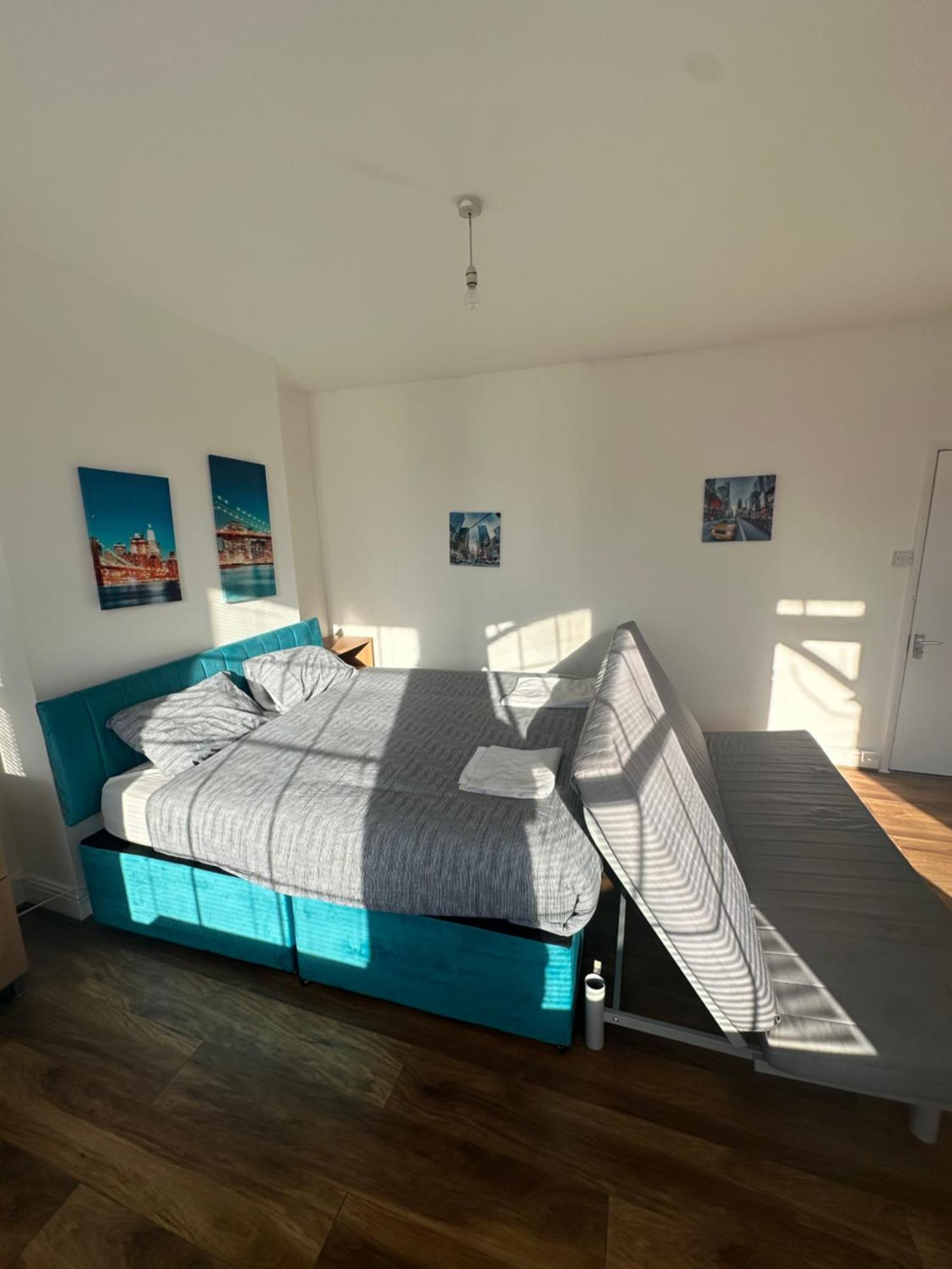Pure Edge Beach Guest House With Sea View แฮร์นเบย์ ภายนอก รูปภาพ