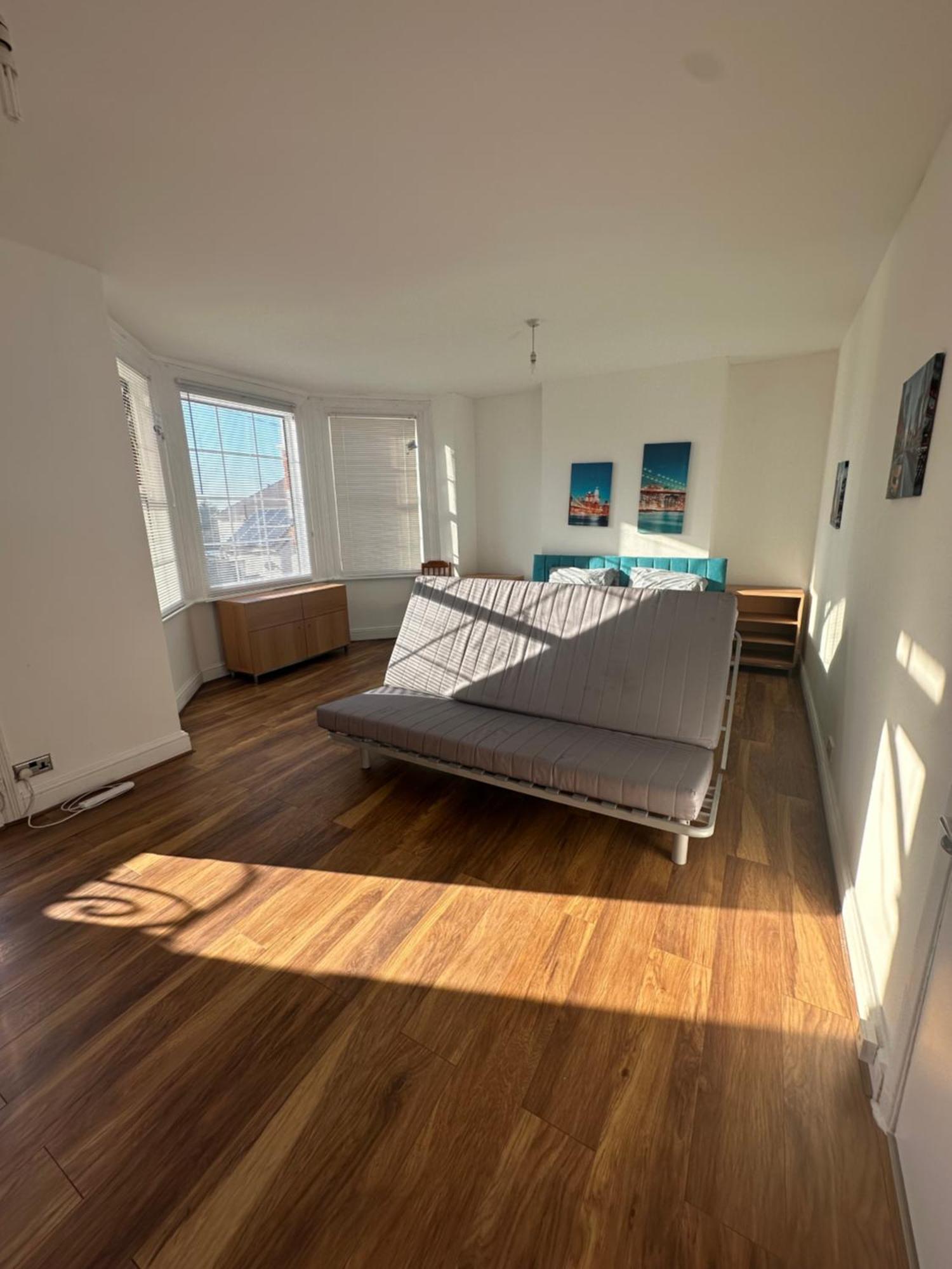 Pure Edge Beach Guest House With Sea View แฮร์นเบย์ ภายนอก รูปภาพ